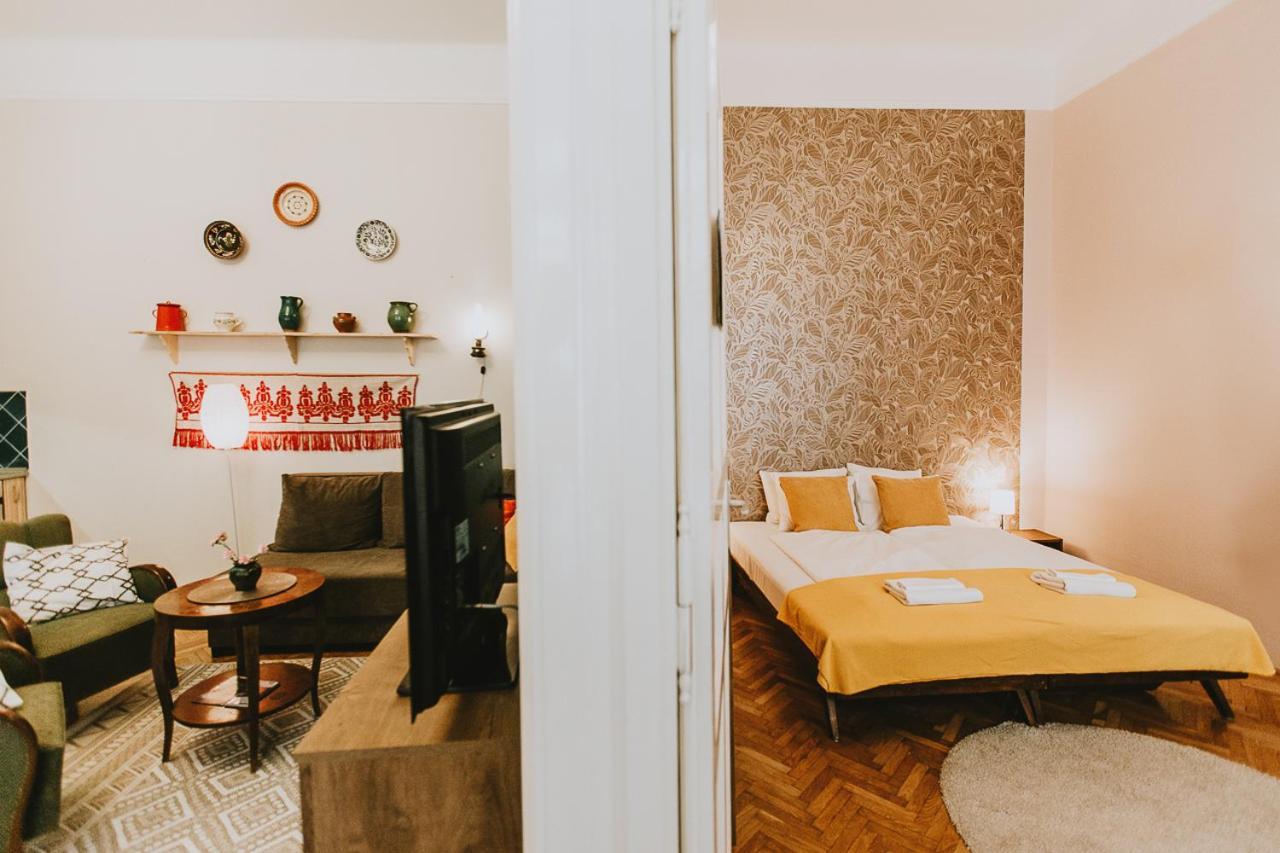 Budapest Folk Apartment 60Sm Spacious And Bright Bagian luar foto