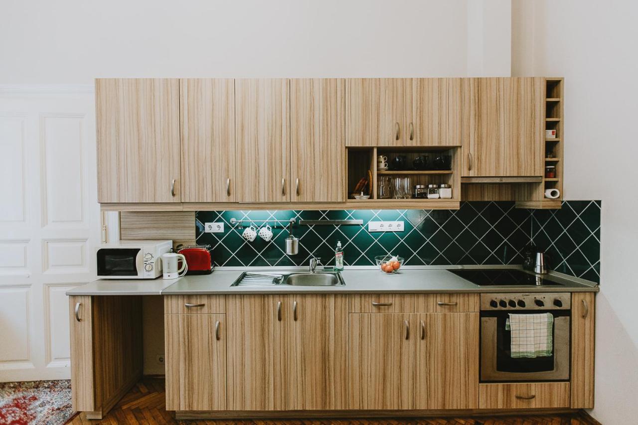 Budapest Folk Apartment 60Sm Spacious And Bright Bagian luar foto